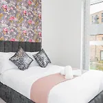 Fully Equipped Central Home, Perfect For Contractors And Relocators